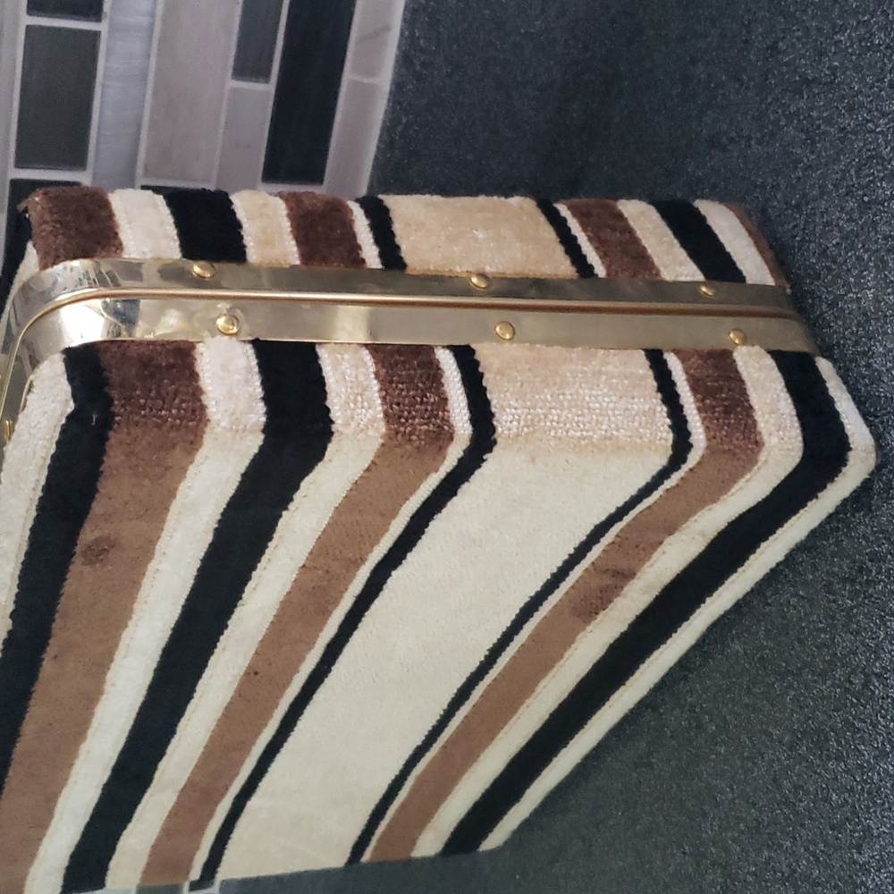 Beautiful Vintage Fabric Bag - Picture 3 of 15
